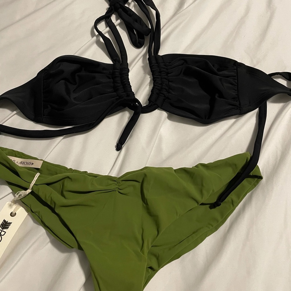 boys and + arrows bikini set